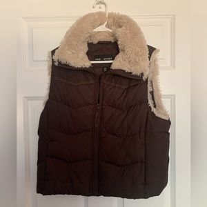 Pao Sport Vest in Brown